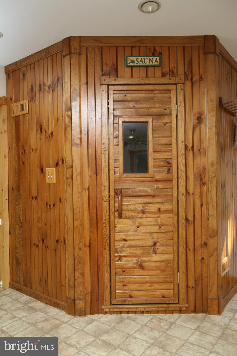 522 Talbot Road Stevensville, MD 21666 - Photo 16 of 22 Interior (General)
