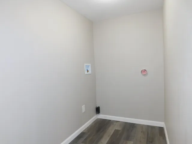 $199,900 | 462 West Main Street, Grand Ledge, MI 48837