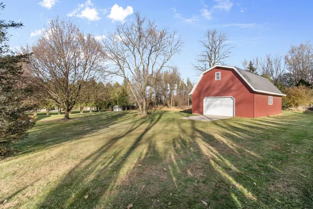 $450,000 | 7526 North Northpoint Court, Kewaskum, WI 53040