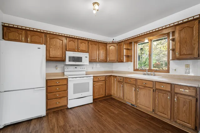 $450,000 | 7526 North Northpoint Court, Kewaskum, WI 53040