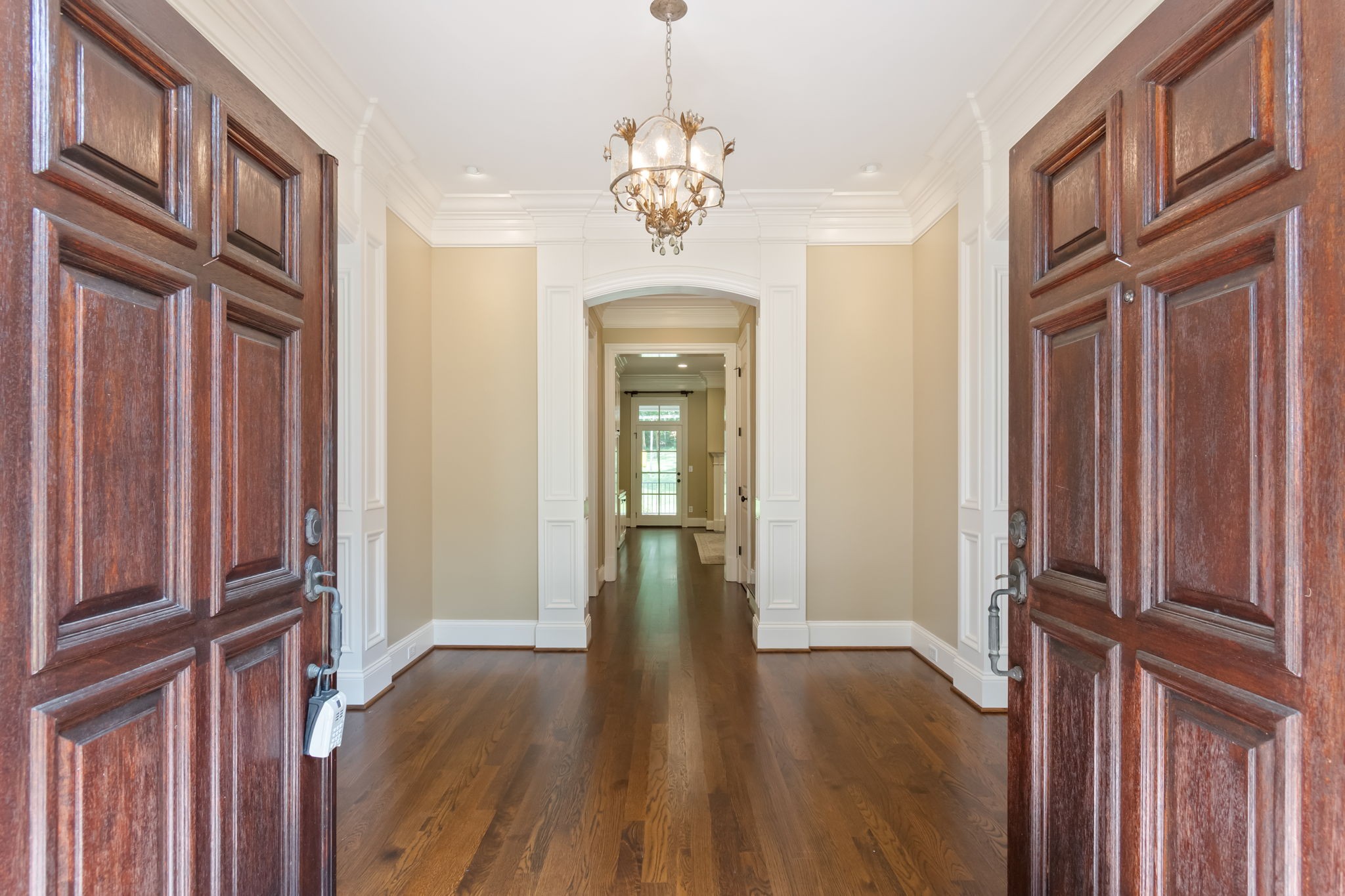 1330 Burton Valley Road Nashville, TN 37215 - Photo 5 of 94 Gallery Image 5