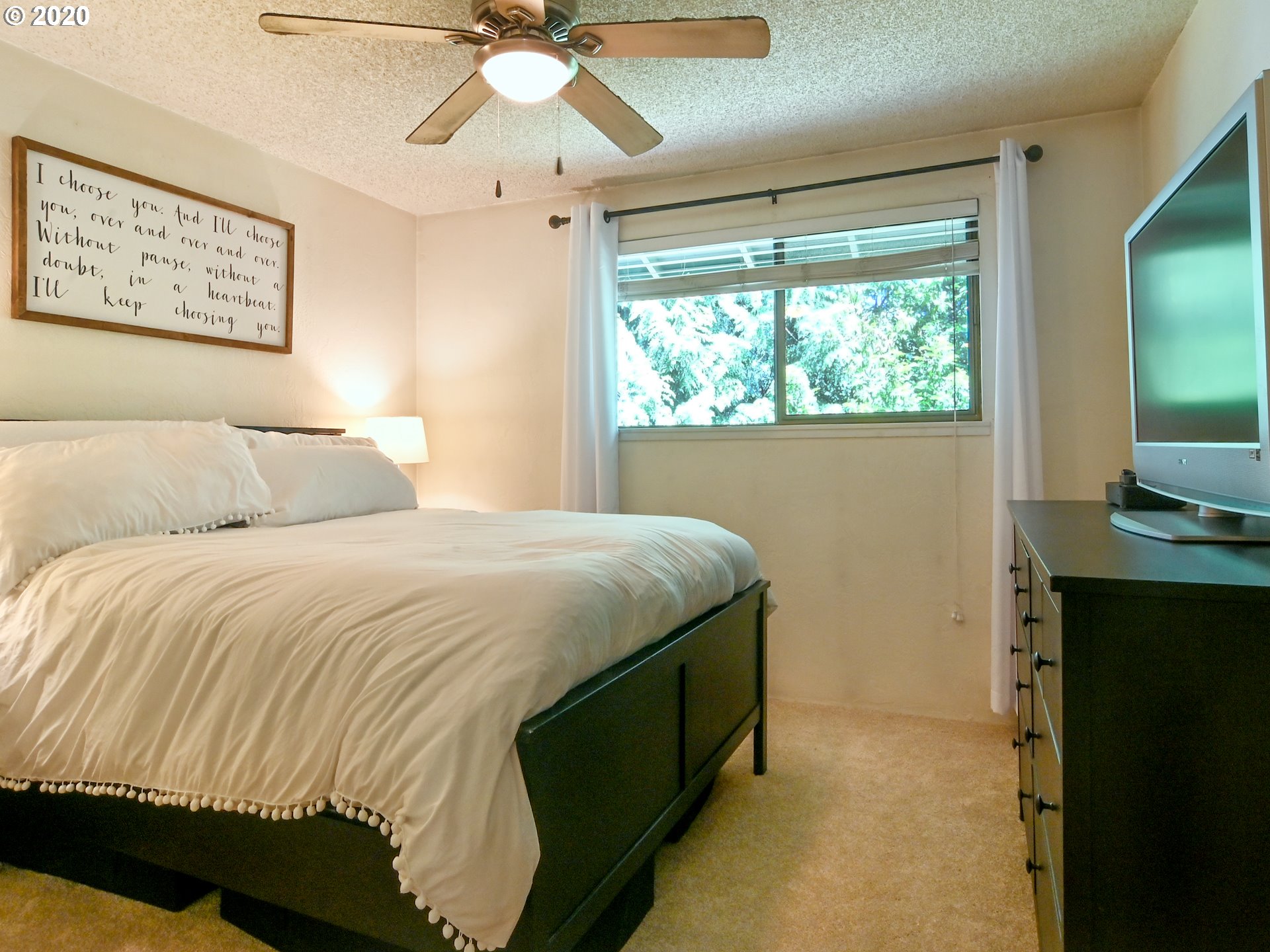 4441 Fox Hollow Road, Unit 2 Eugene, OR 97405 - Photo 14 of 31 Gallery Image 14