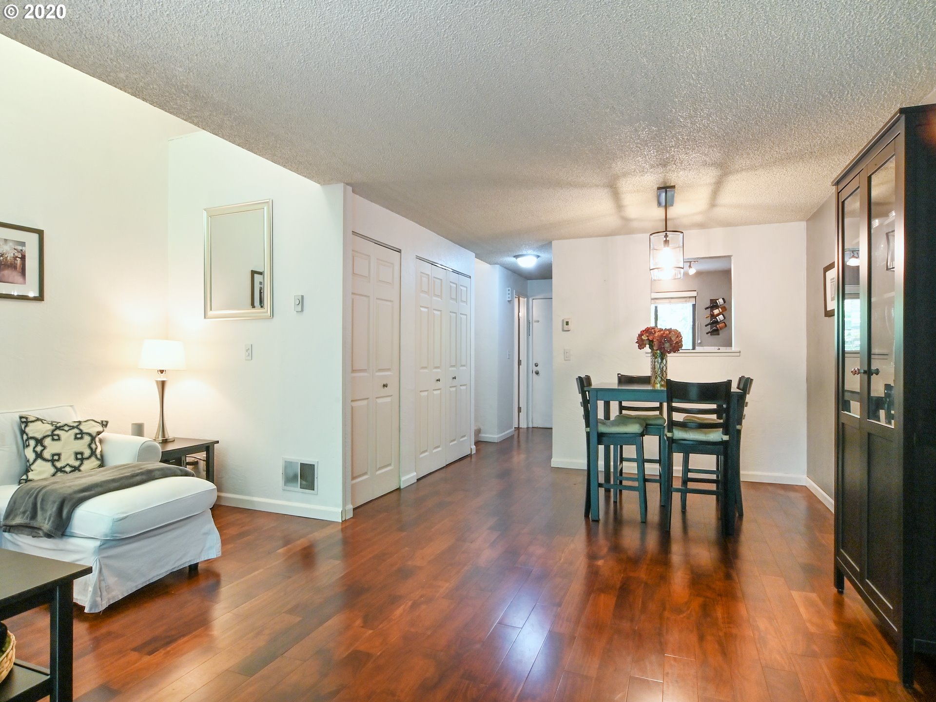 4441 Fox Hollow Road, Unit 2 Eugene, OR 97405 - Photo 3 of 31 Gallery Image 3