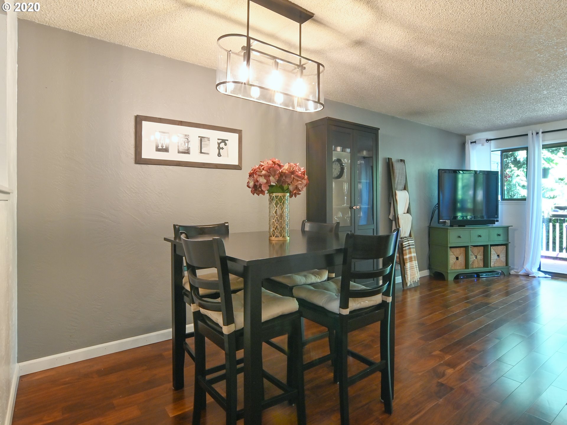4441 Fox Hollow Road, Unit 2 Eugene, OR 97405 - Photo 5 of 31 Gallery Image 5