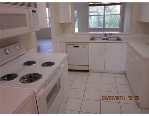 20951 Vía Azalea, Unit 2 Boca Raton, FL 33428 - Photo 5 of 18 Additional Photo