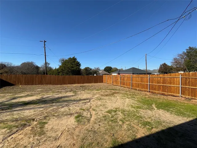 $358,000 | 243 Port Drive, Gun Barrel City, TX 75156
