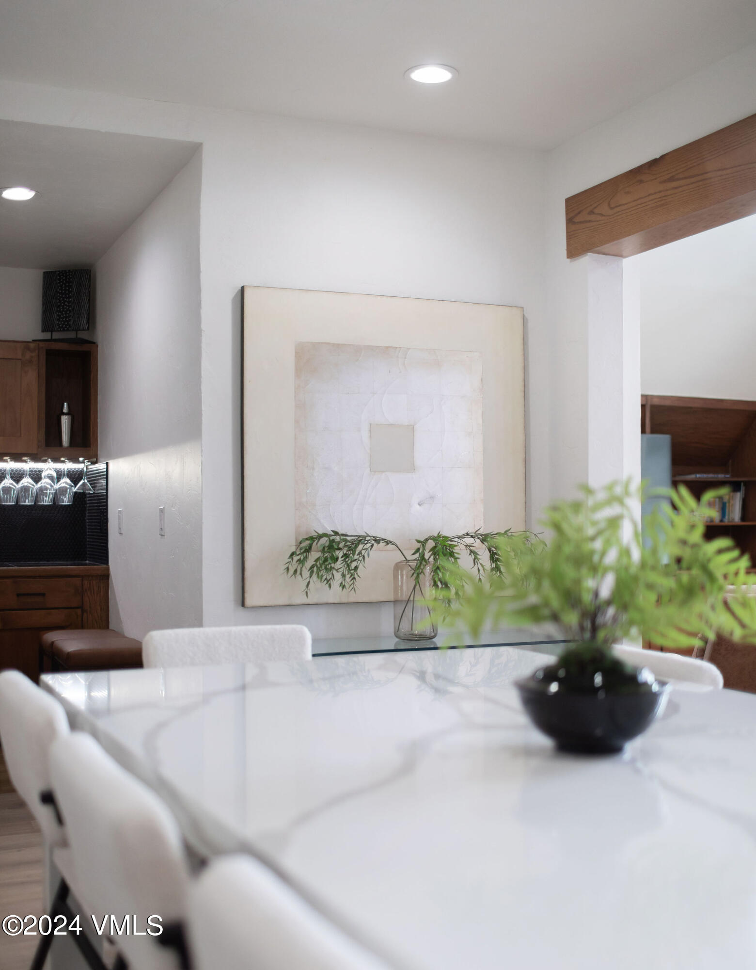 377 Holden Road Beaver Creek, CO 81620 - Photo 7 of 33 a living room with furniture and a potted plant