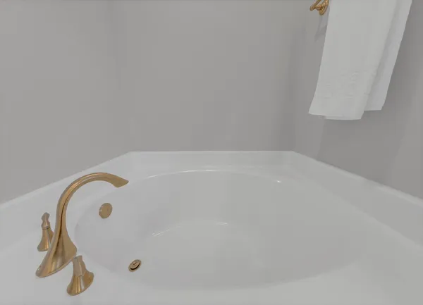 a view of an house with swimming pool