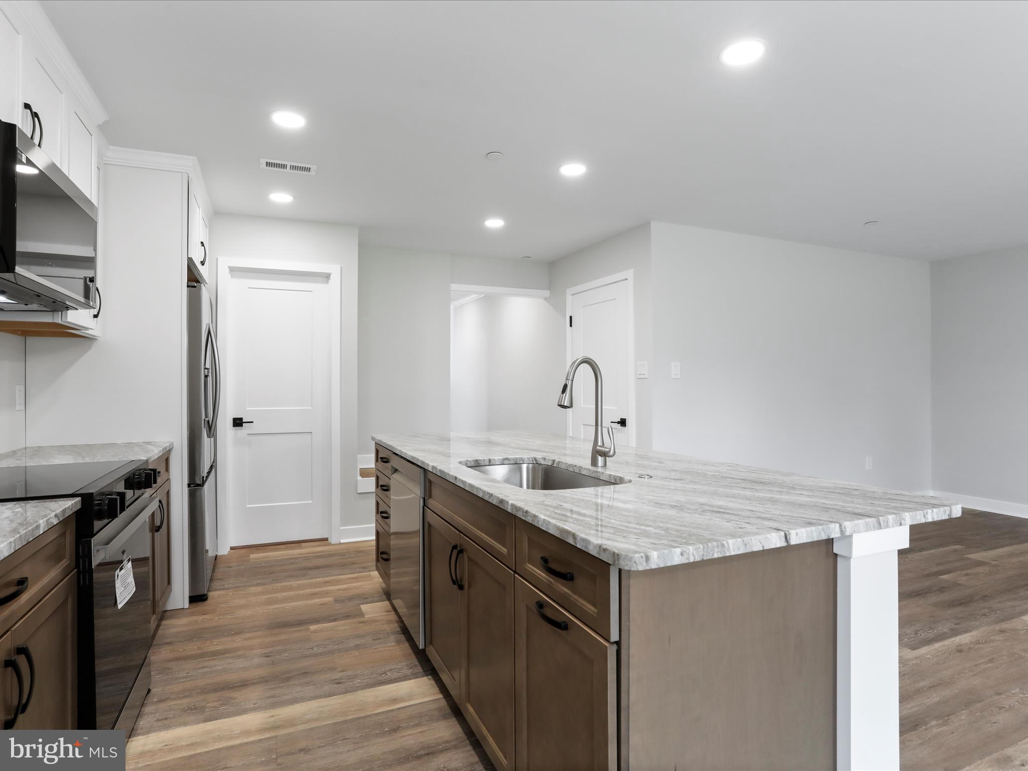 325 Devonshire Road Hagerstown, MD 21740 - Photo 14 of 37