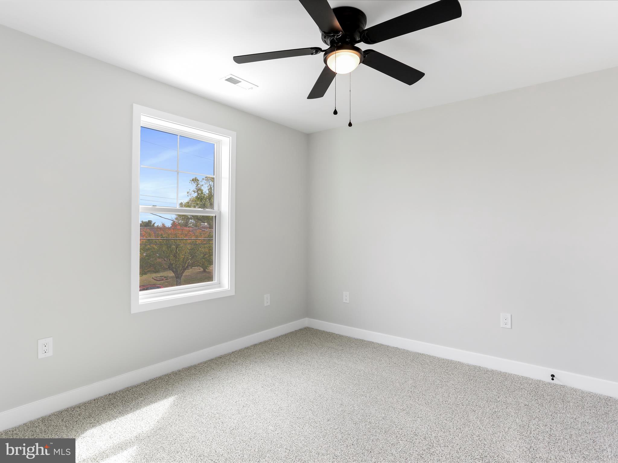 325 Devonshire Road Hagerstown, MD 21740 - Photo 22 of 37