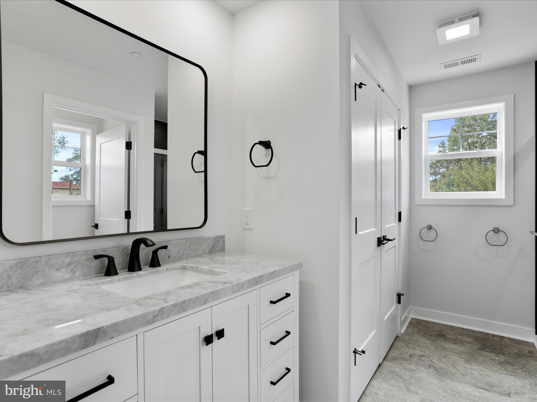 325 Devonshire Road Hagerstown, MD 21740 - Photo 33 of 37