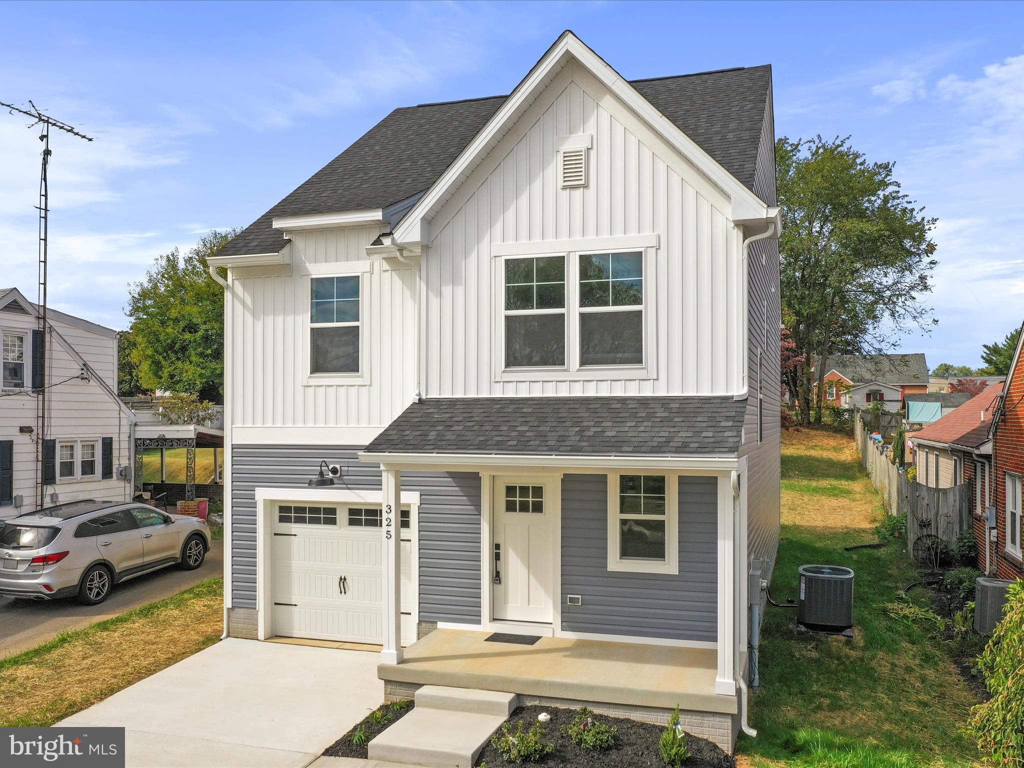 325 Devonshire Road Hagerstown, MD 21740 - Photo 4 of 37