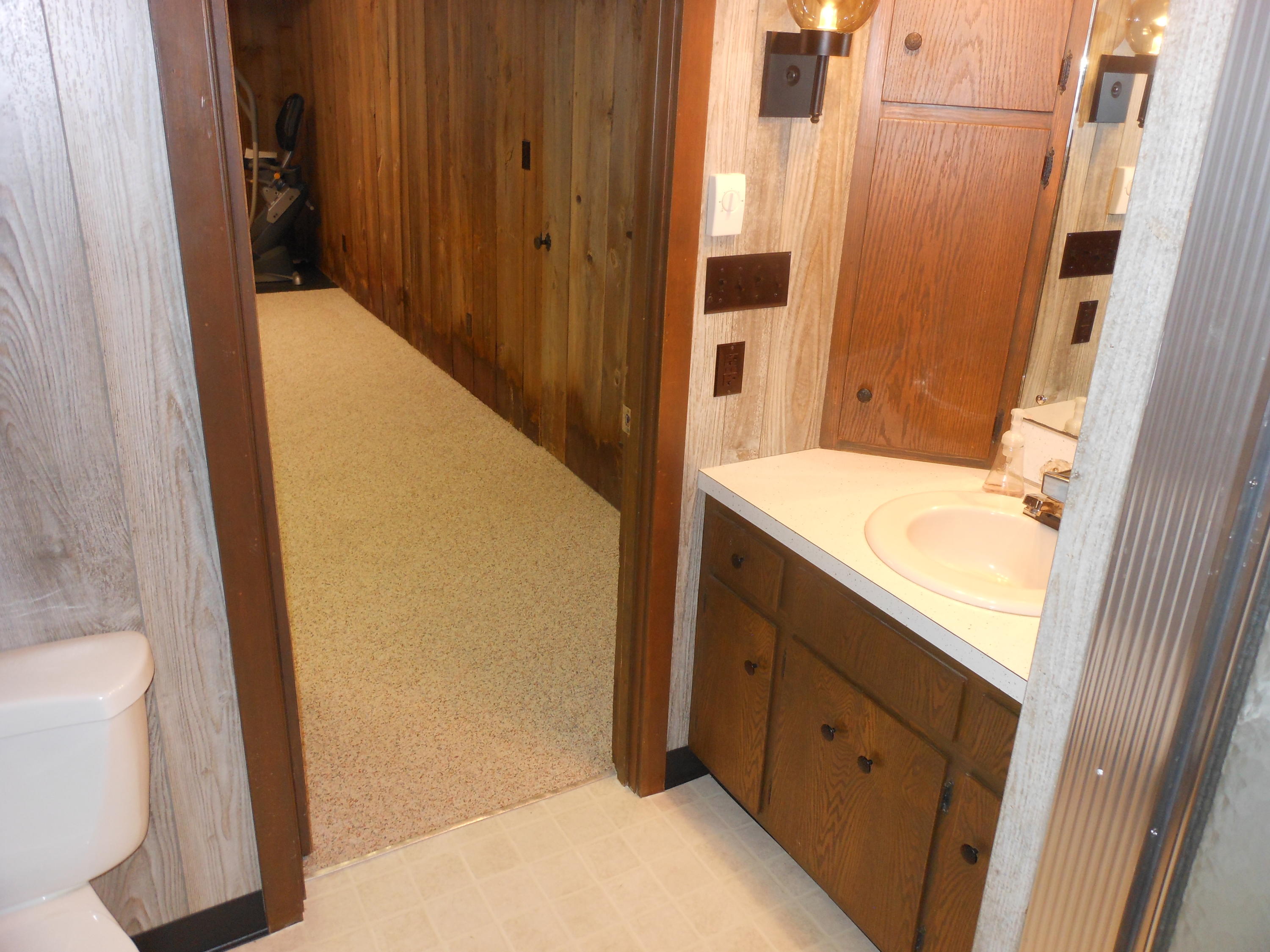 2322 West Russell Road Sidney, OH 45365 - Photo 7 of 8 Gallery Image 7