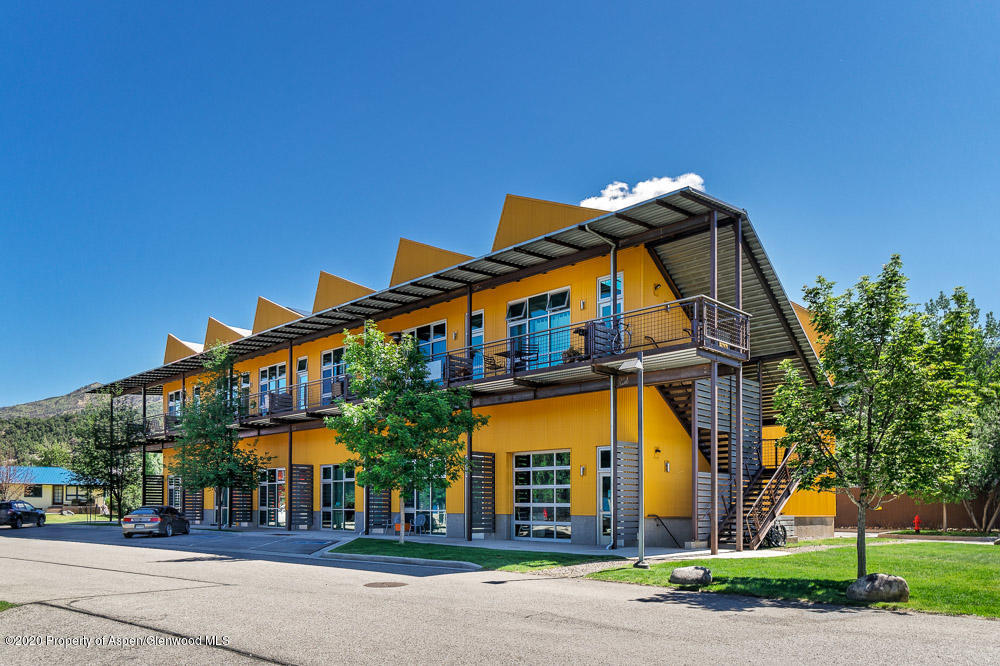 28 Widget Street, Unit 415 Basalt, CO 81621 - Photo 10 of 12 a view of a building with a street