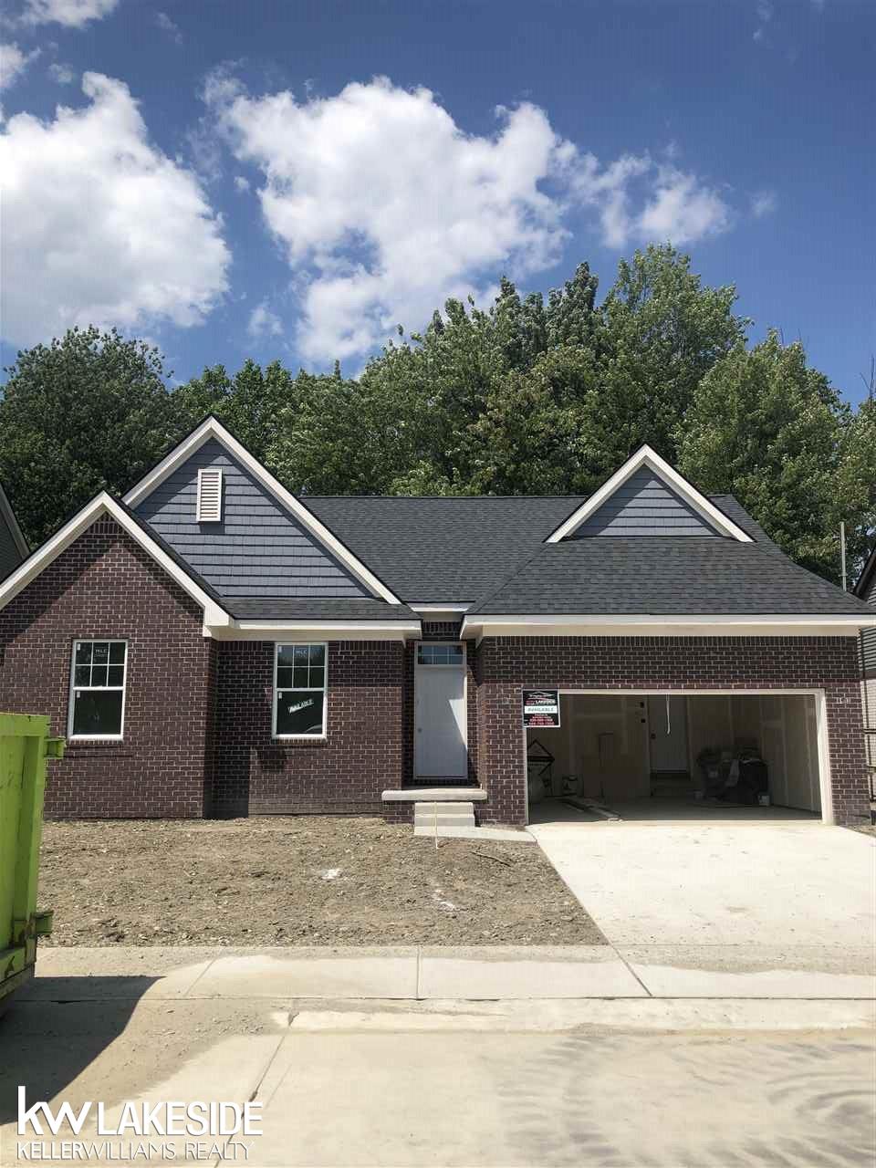 47467 Bayside Boulevard, Unit 4 Chesterfield, MI 48047 - Photo 1 of 11