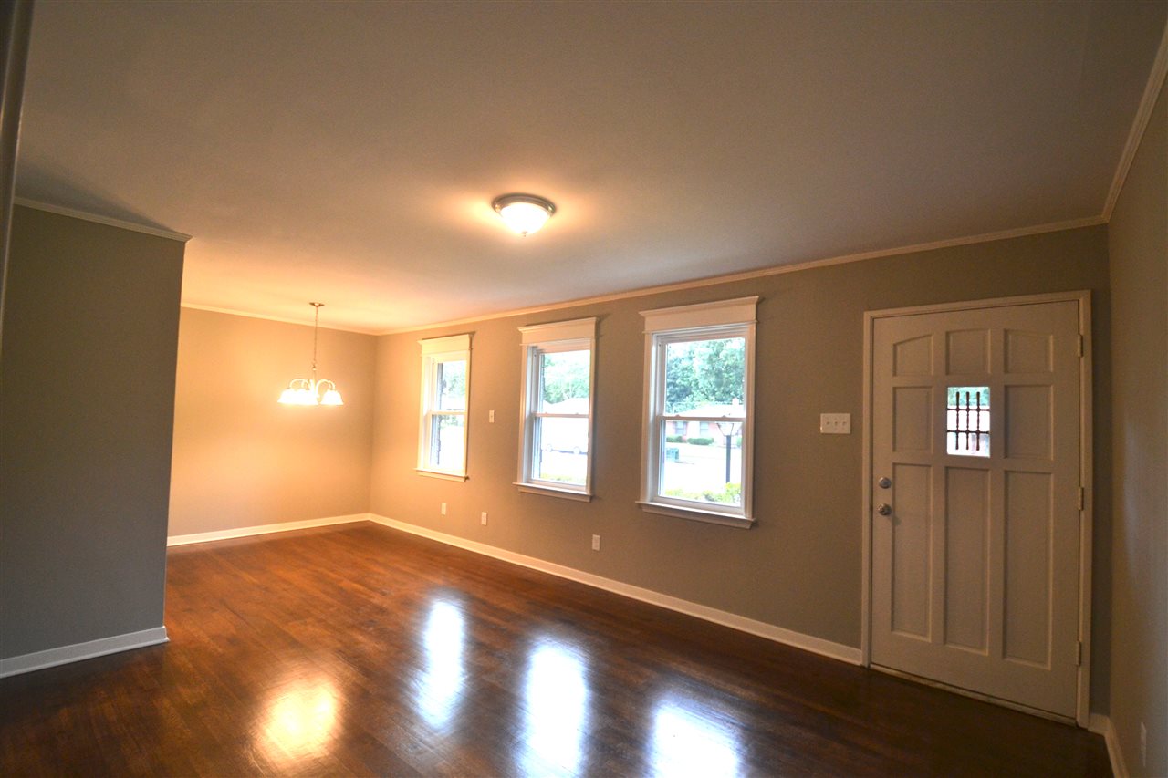 4932 Sea Isle Road Memphis, TN 38117 - Photo 9 of 15