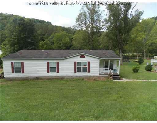 427 Hodges Road Hurricane, WV 25526 - Photo 1 of 16 Exterior Front.