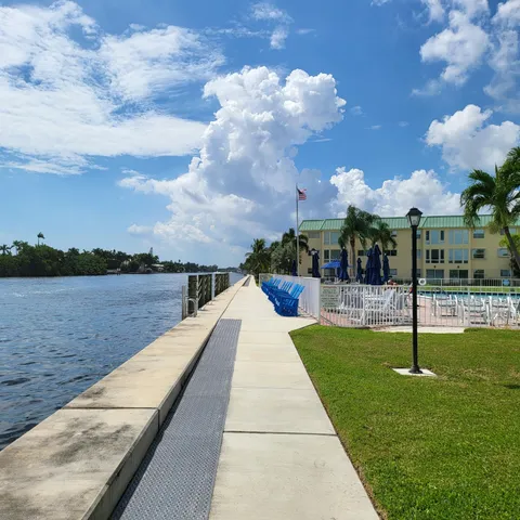 $2,350 | 23 Colonial Club Drive, Unit 200, Boynton Beach, FL 33435