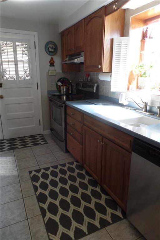 2520 Collins Road Pittsburgh, PA 15235 - Photo 7 of 21 Gallery Image 7