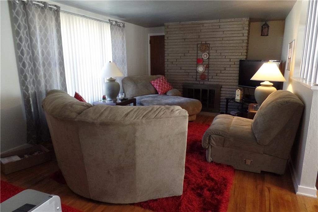 2520 Collins Road Pittsburgh, PA 15235 - Photo 8 of 21 Gallery Image 8