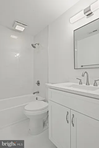 $1,350,000 | 9927 Miles Stone Court, Vienna, VA 22181