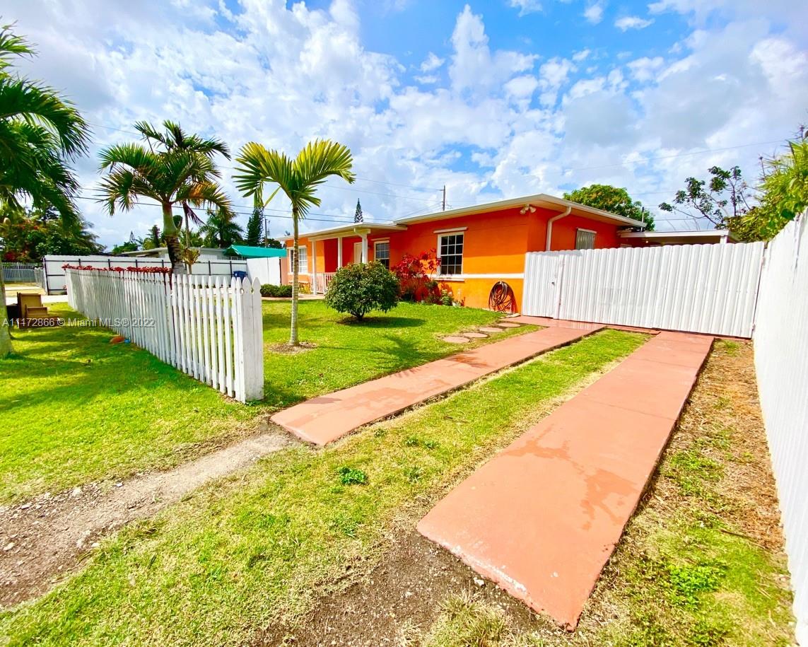 28940 Louisiana Road Homestead, FL 33033 - Photo 3 of 37 Gallery Image 3
