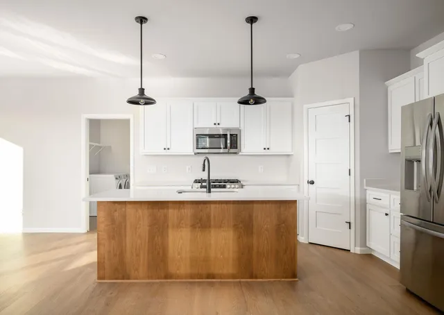 $534,900 | 5942 Rosewood Drive, McFarland, WI 53558