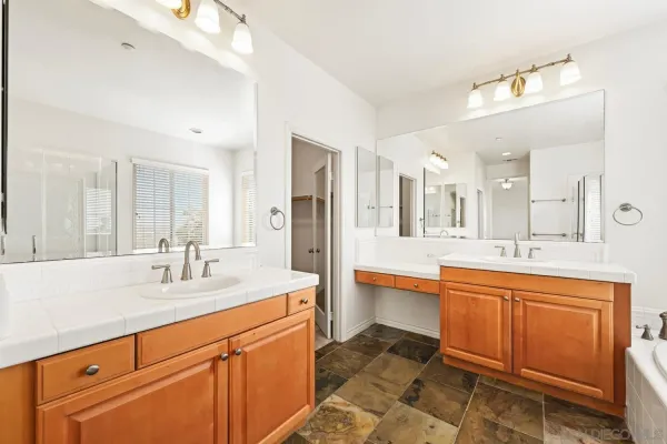 $1,799,000 | 3180 Corte Tradicion, Carlsbad, CA 92009