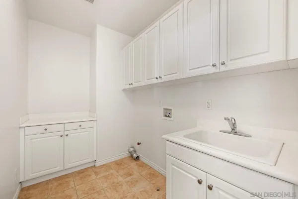 $1,799,000 | 3180 Corte Tradicion, Carlsbad, CA 92009