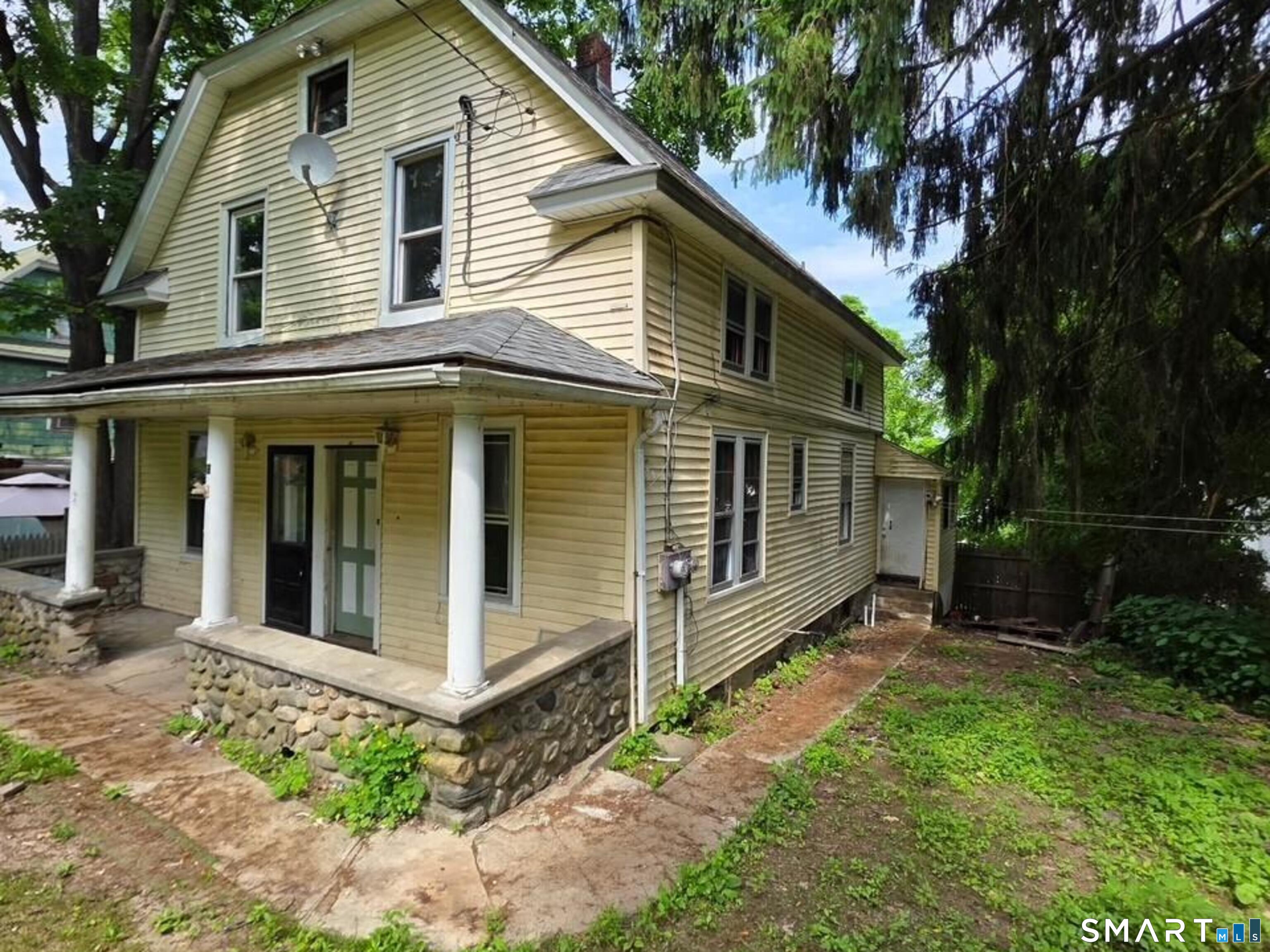 17 Hawthorne Terrace Torrington, CT 06790 - Photo 2 of 27