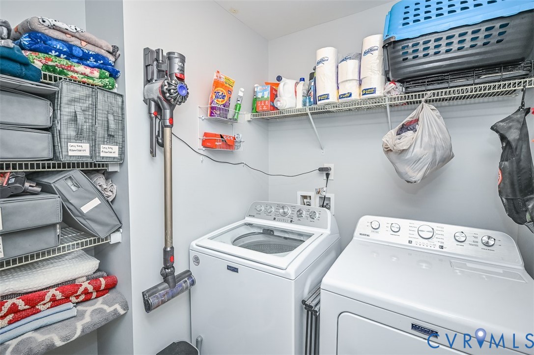 8990 Ringview Drive Mechanicsville, VA 23116 - Photo 35 of 39 Laundry Room with separate washer and dryer