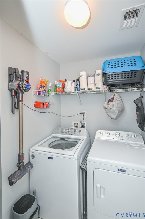 8990 Ringview Drive Mechanicsville, VA 23116 - Photo 36 of 39 Laundry room with washing machine and dryer