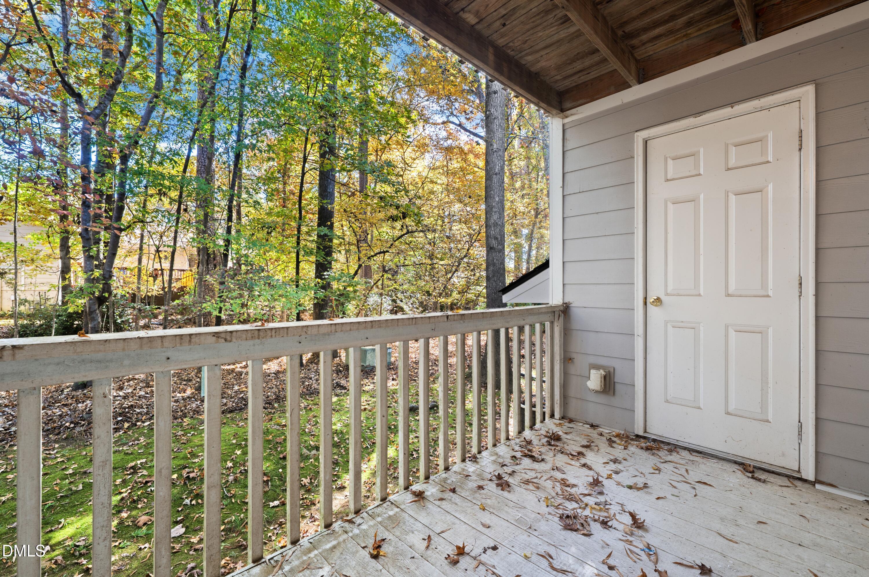 121 Westview Drive, Unit 33 Carrboro, NC 27510 - Photo 12 of 13 a view of a wooden fence