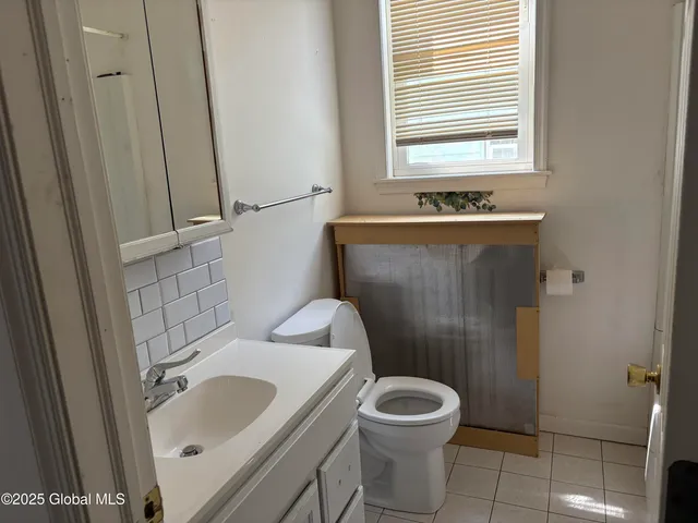 $525,000 | 17 Lawnridge Avenue, Unit 17 & 19, Albany, NY 12208