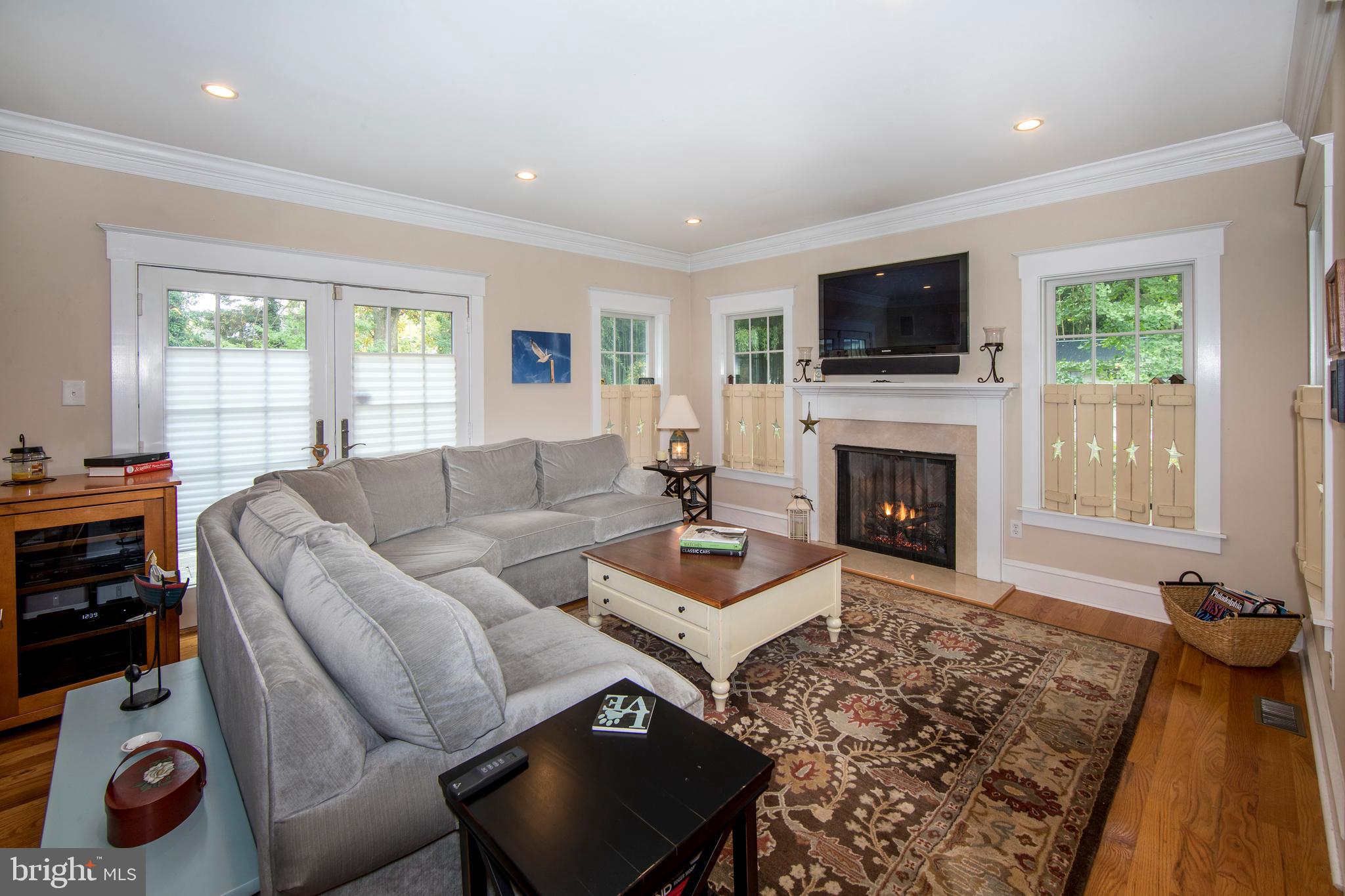 505 Anthwyn Road Merion Station, PA 19066 - Photo 11 of 34 Living Room