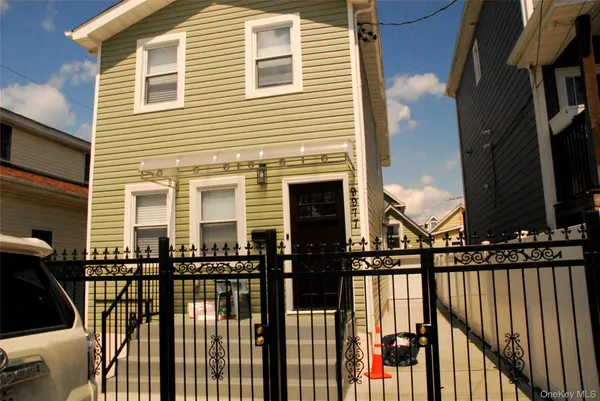 $655,000 | 99-77 164th Drive | Howard Beach