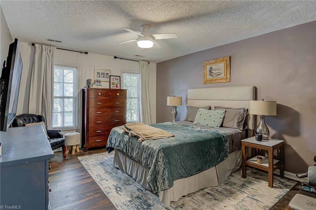 2 Downing Ridge Court Greensboro, NC 27407 - Photo 16 of 31 Gallery Image 16