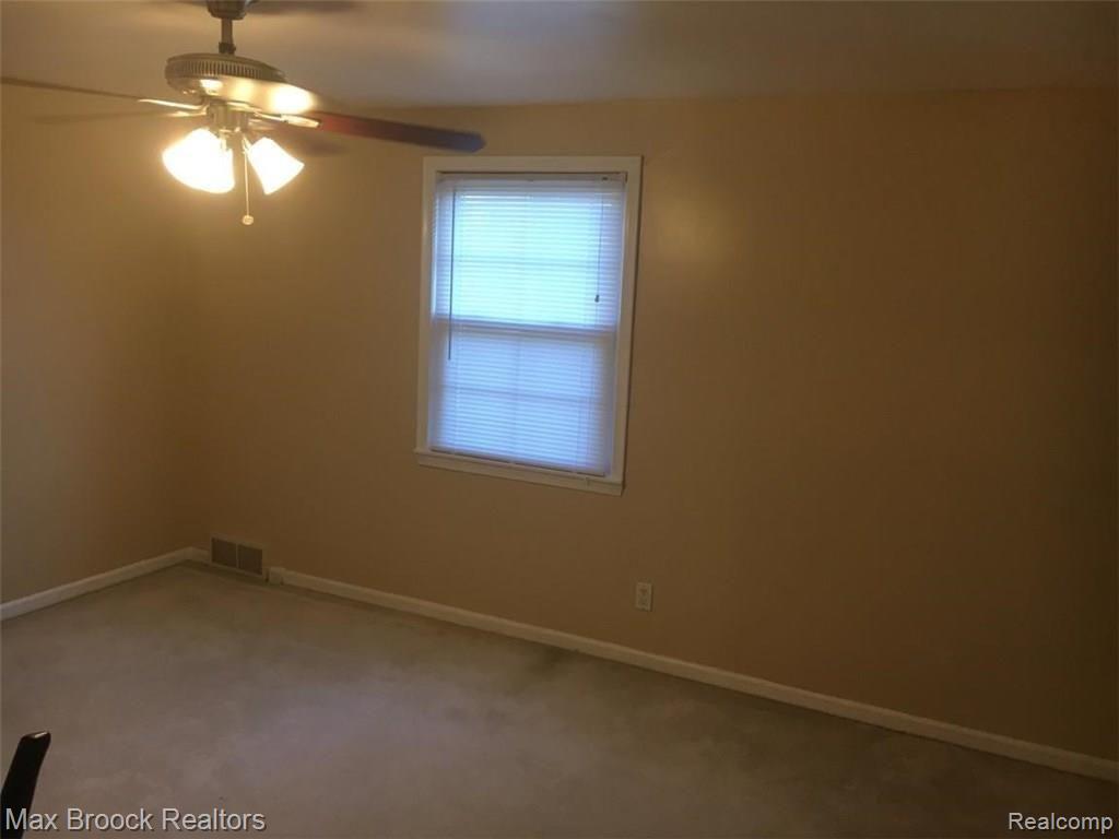 1756 Graefield Road Birmingham, MI 48009 - Photo 11 of 29