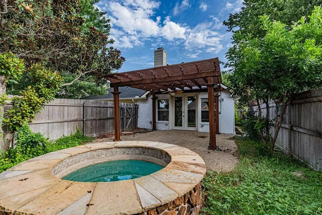 $2,950 | 1925 Crestlake Drive, Rockwall, TX 75087