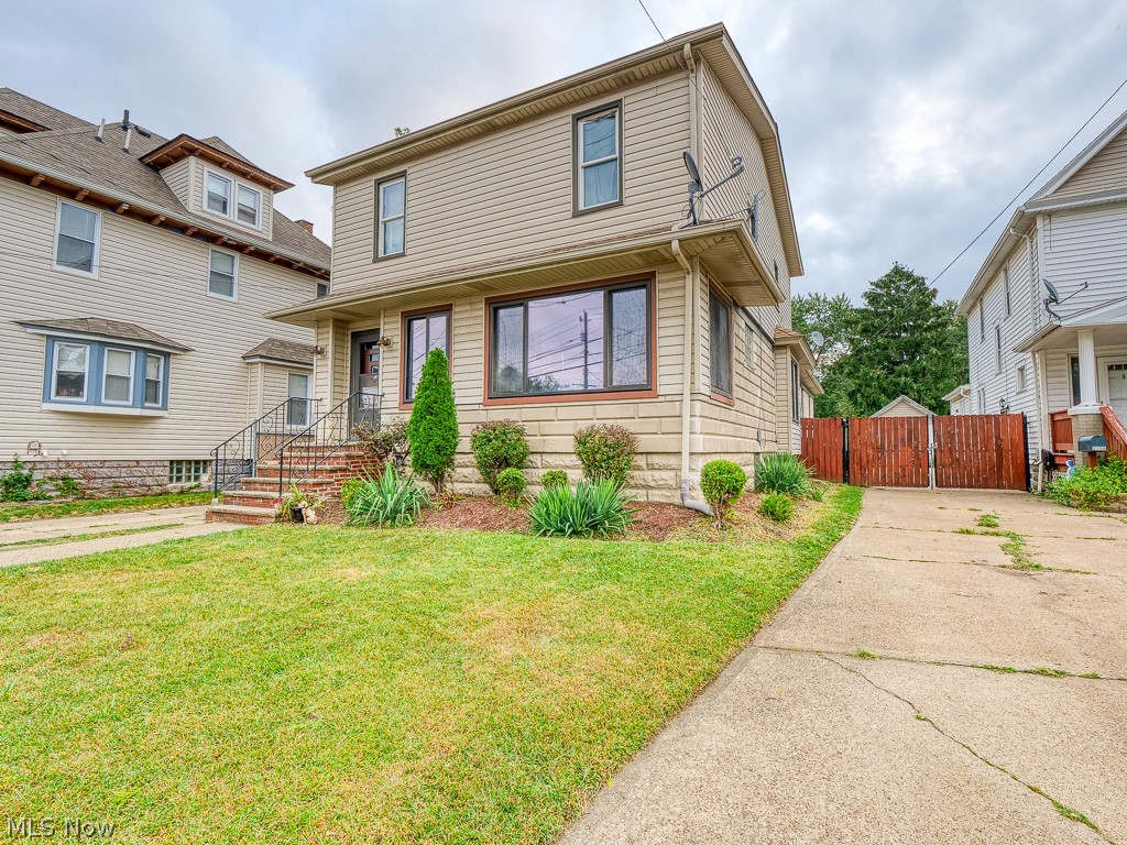 2110 Broadview Road Cleveland, OH 44109 - Photo 2 of 35