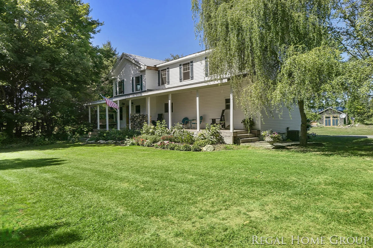 9545 State Road Nunica, MI 49448 - Photo 2 of 48 IMG_1001