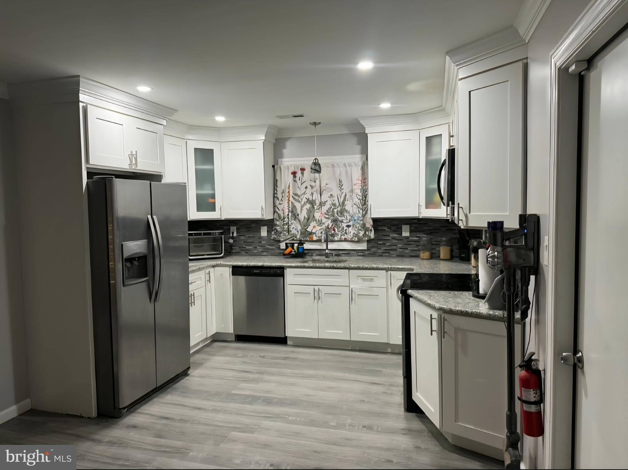 2 Medley Lane Willingboro, NJ 08046 - Photo 3 of 14