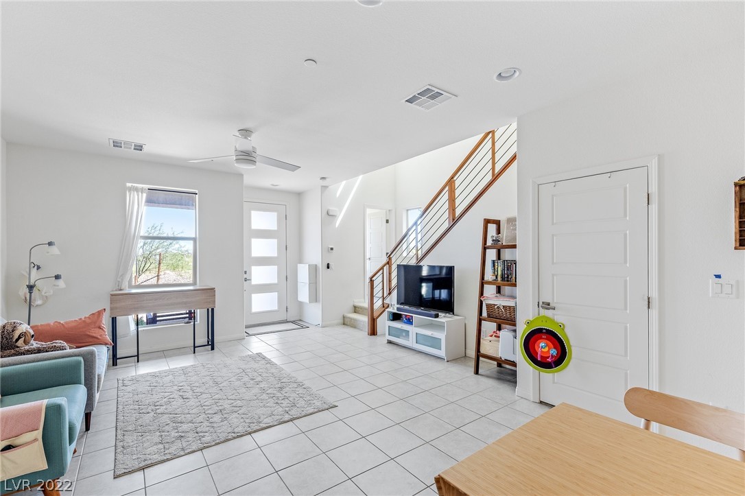 809 East Sunset Road Henderson, NV 89011 - Photo 8 of 33 Gallery Image 8