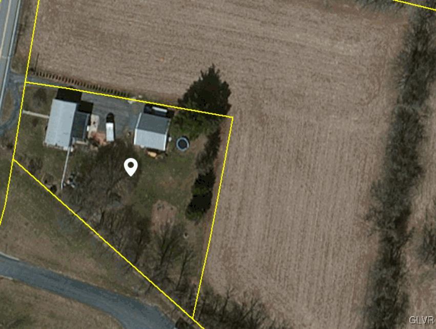 736 Bangor Road Nazareth, PA 18064 - Photo 7 of 22 Gallery Image 7