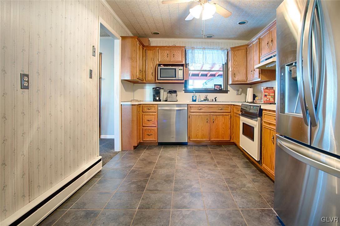 736 Bangor Road Nazareth, PA 18064 - Photo 9 of 22 Gallery Image 9