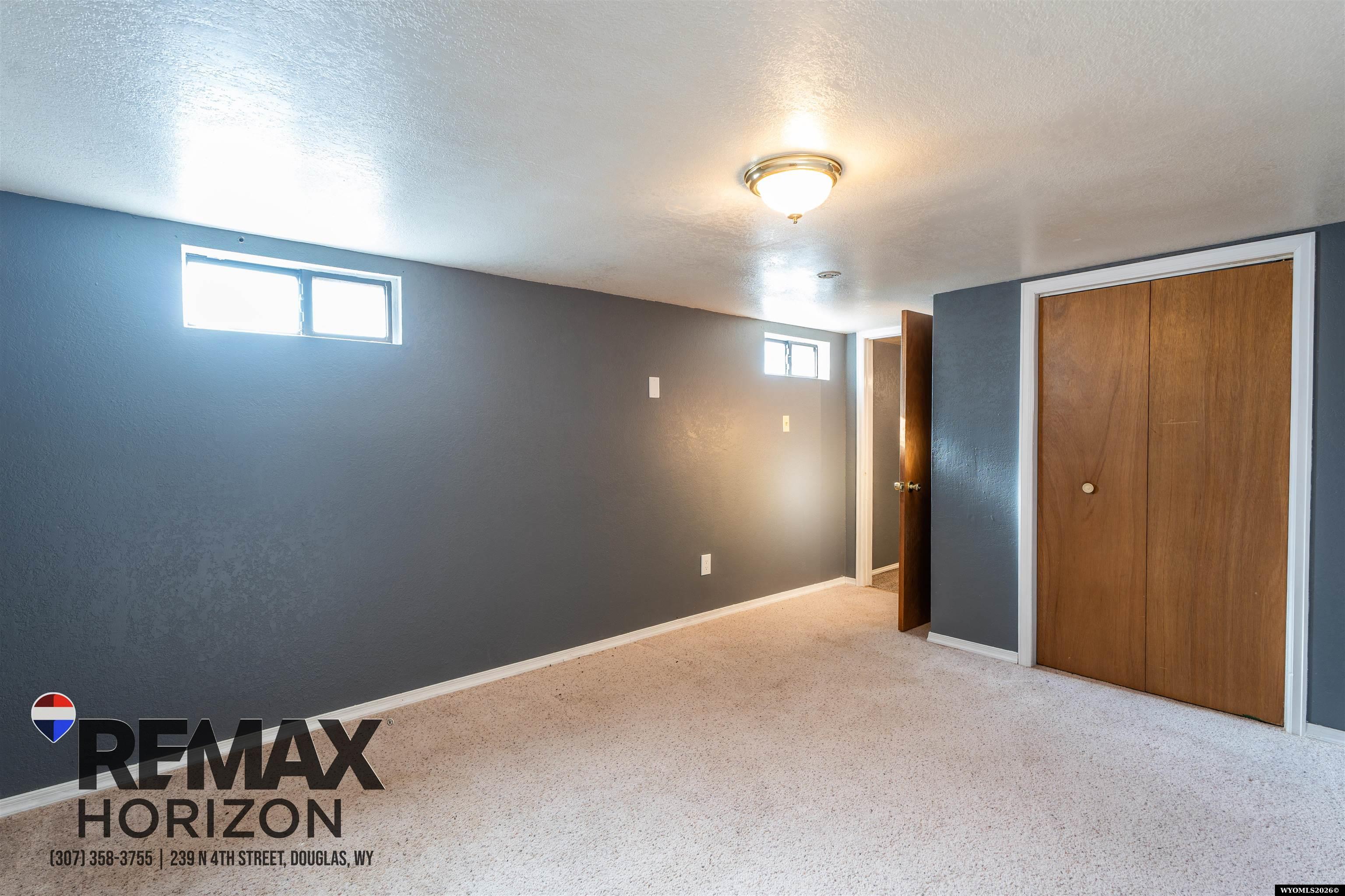 1102 Brownfield Road Douglas, WY 82633 - Photo 20 of 40