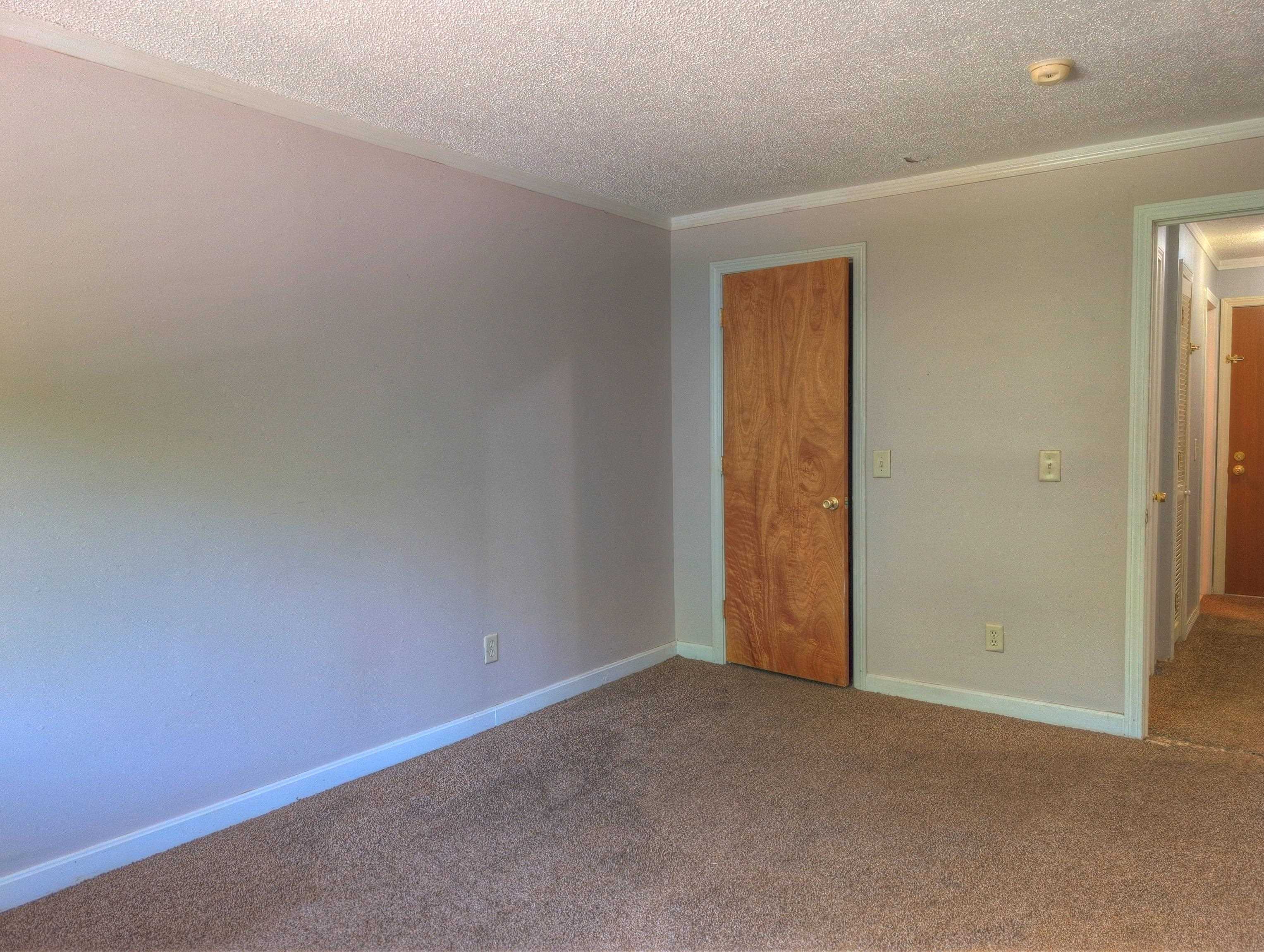 379 Huse Road, Unit 29 Manchester, NH 03103 - Photo 11 of 15
