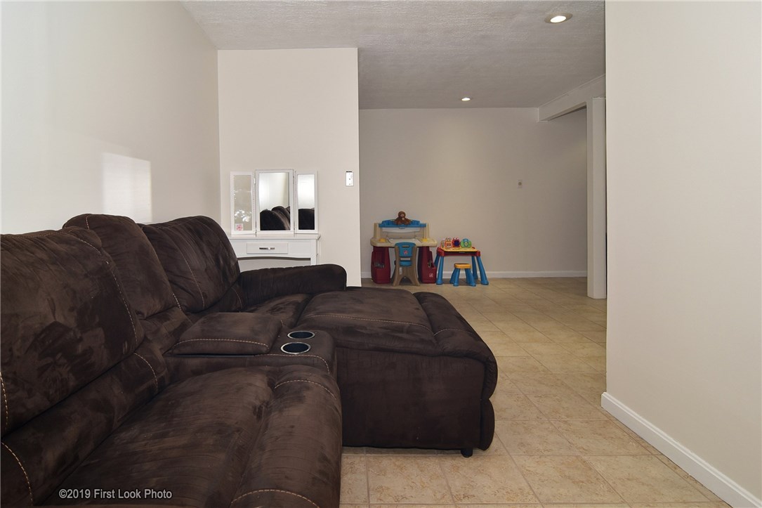 39 Lemis Street Coventry, RI 02816 - Photo 29 of 39