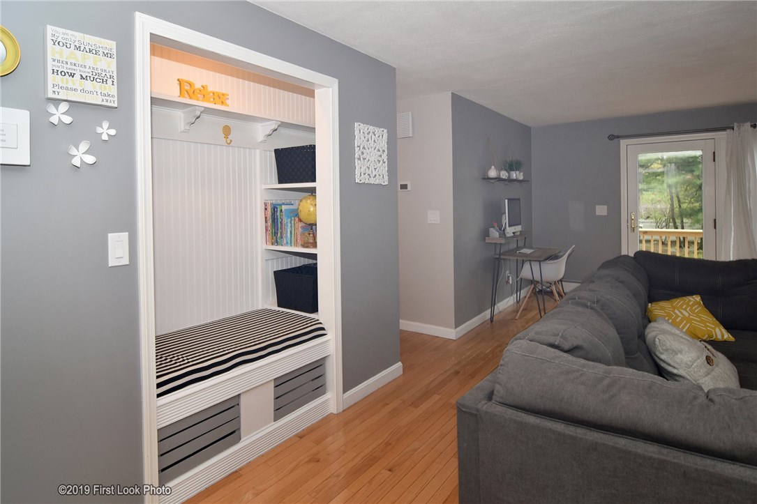 39 Lemis Street Coventry, RI 02816 - Photo 6 of 39