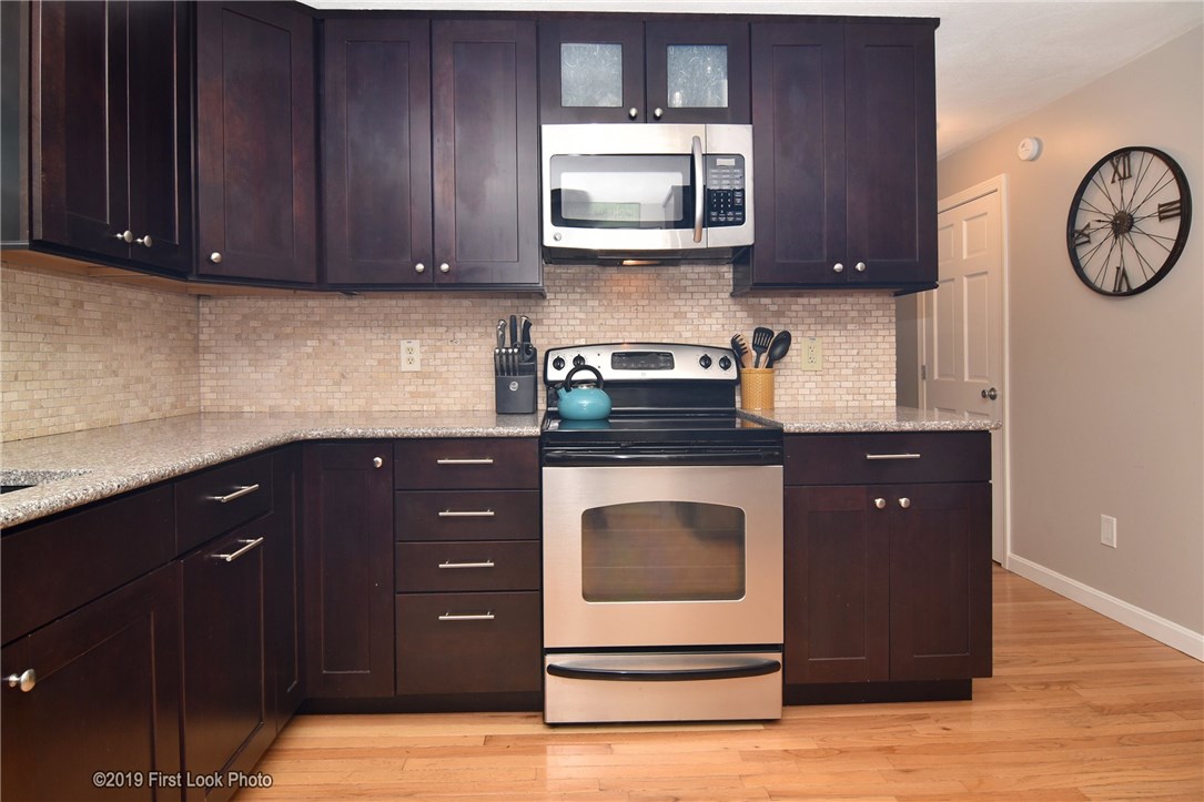 39 Lemis Street Coventry, RI 02816 - Photo 9 of 39